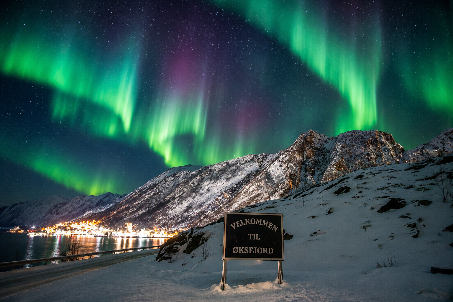 Nordlys over Øksfjord